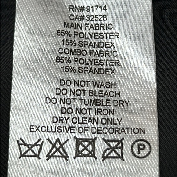 A/X Armani Exchange Classy Dress Sz 0 Gray/Black
Long Sleeves EUC - Picture 7 of 11